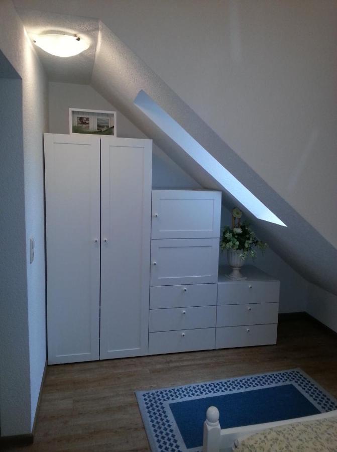Omas Huus Apartment Esens Luaran gambar